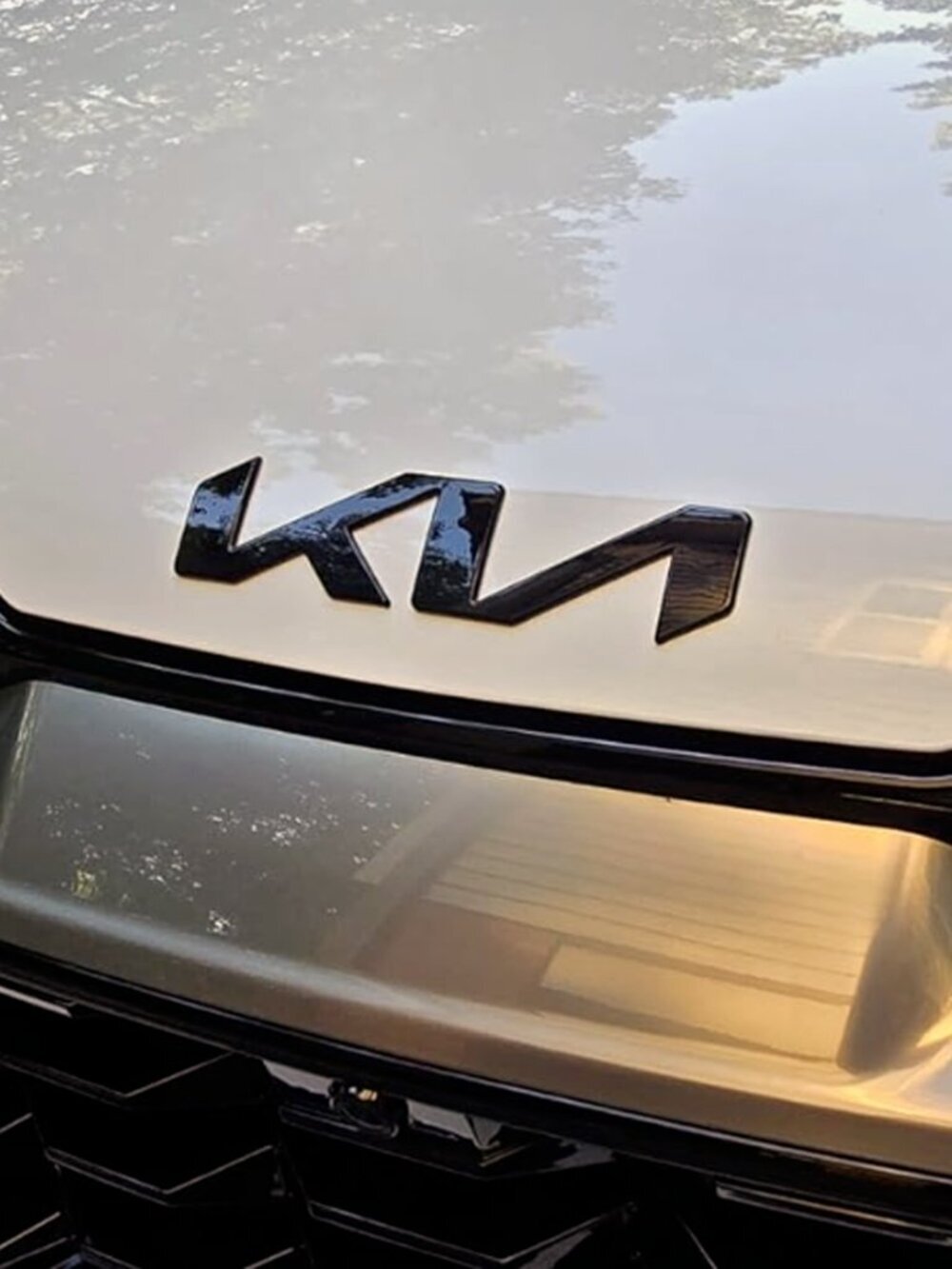 2023 2024 25 26 Kia Sportage FRONT + REAR Letters Plastic Overlay in Gloss Black